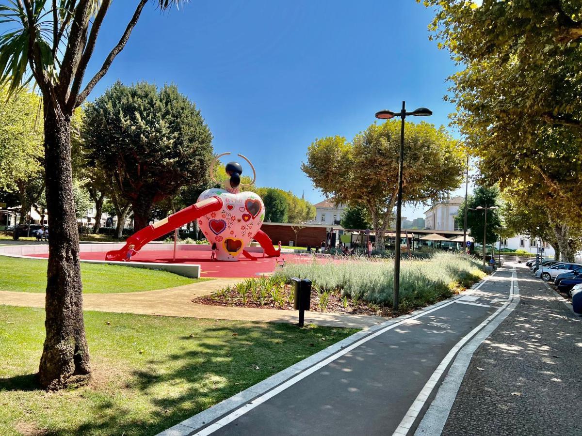 Quarto Privado E Entrada Independente Com Aquecimento E Terraco - Vila Verde Centro ブラガ エクステリア 写真